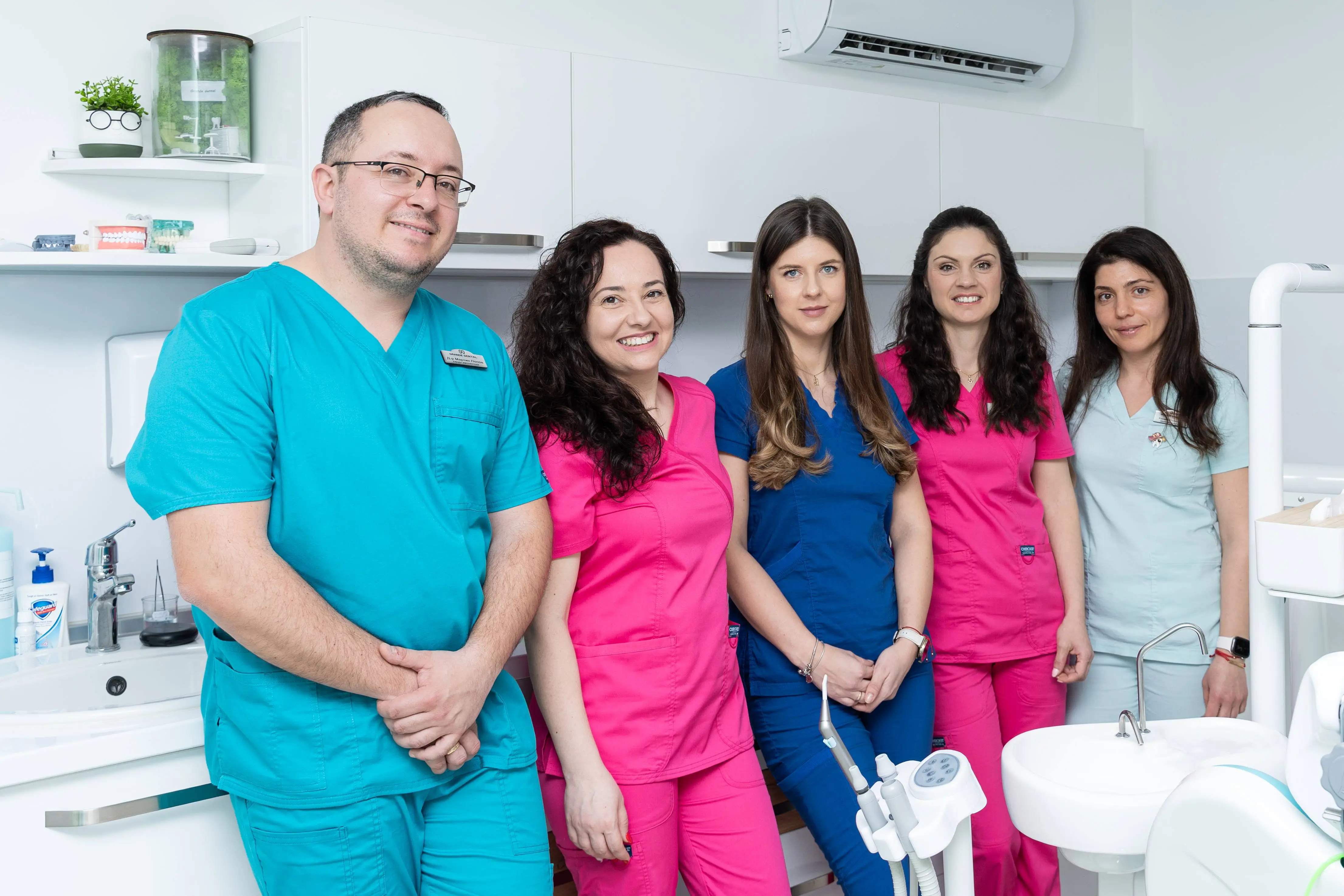 Екип на Grande Dental Варна